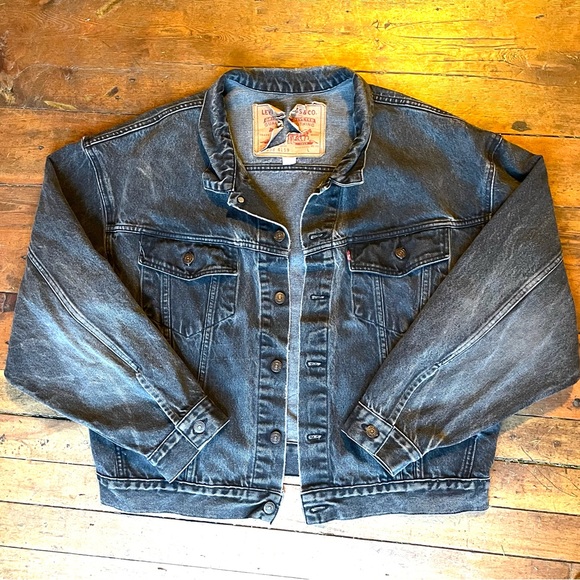 Vintage Levi’s jacket, black wash size large - Picture 1 of 4